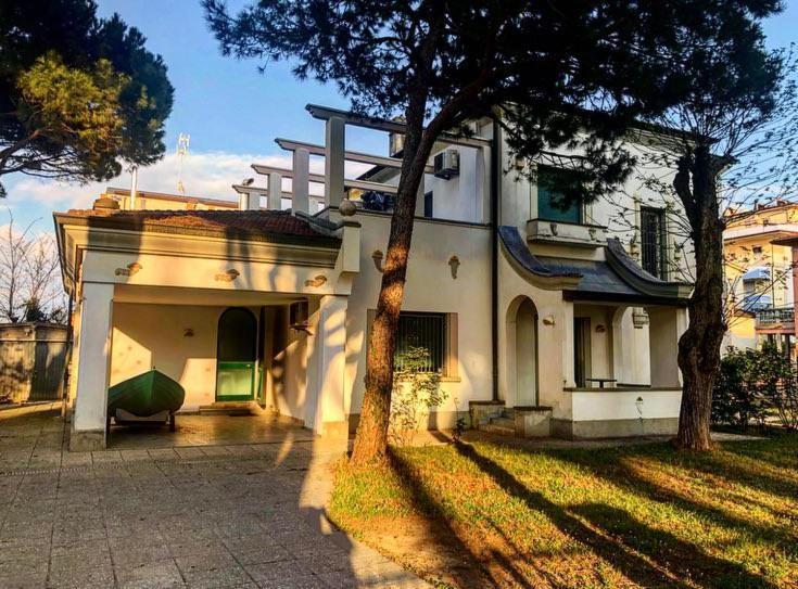 Villa Alda Suites & Rooms Cervia Eksteriør billede
