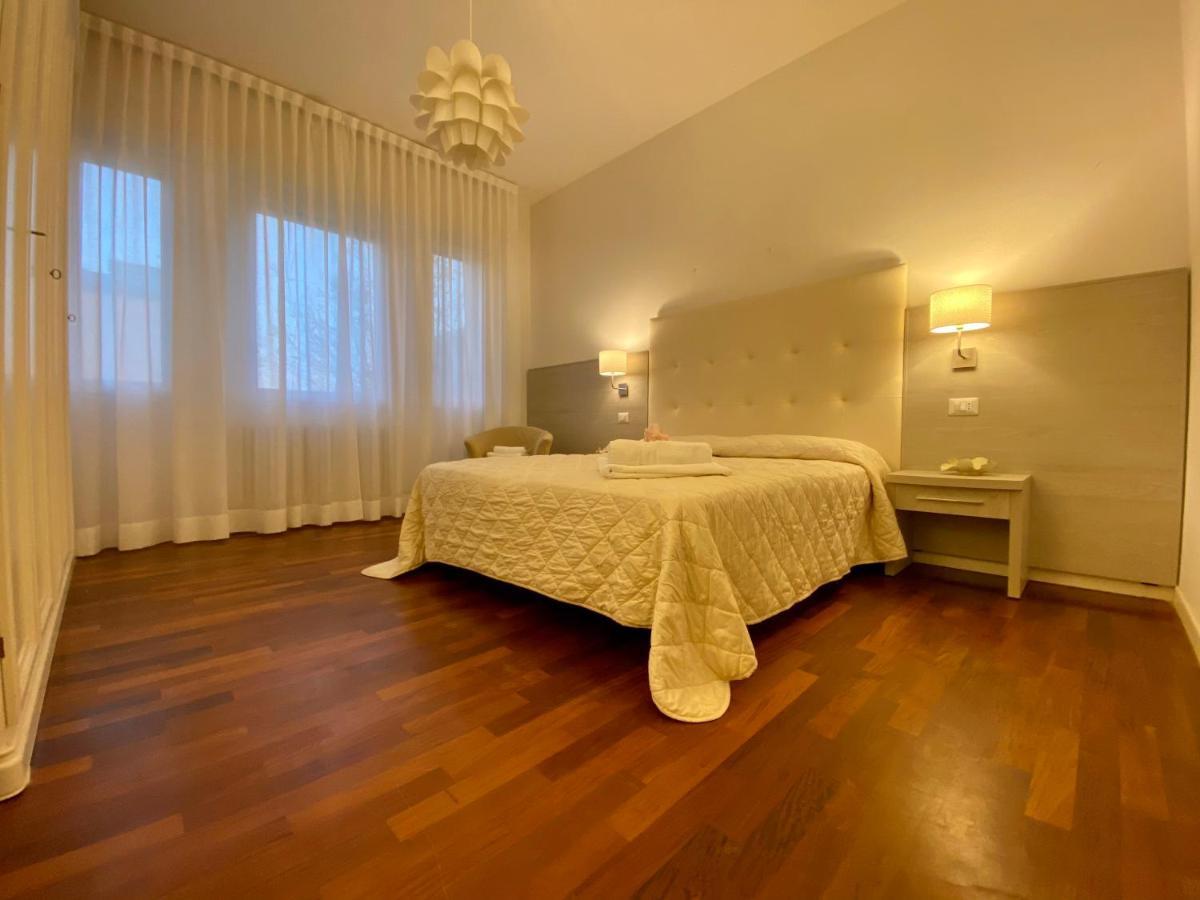 Villa Alda Suites & Rooms Cervia Eksteriør billede