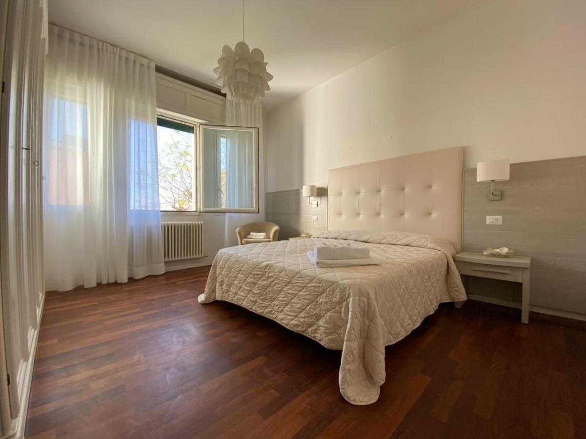 Villa Alda Suites & Rooms Cervia Eksteriør billede
