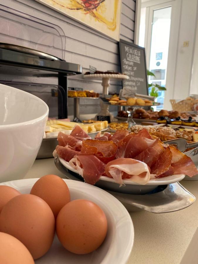 Villa Alda Suites & Rooms Cervia Eksteriør billede